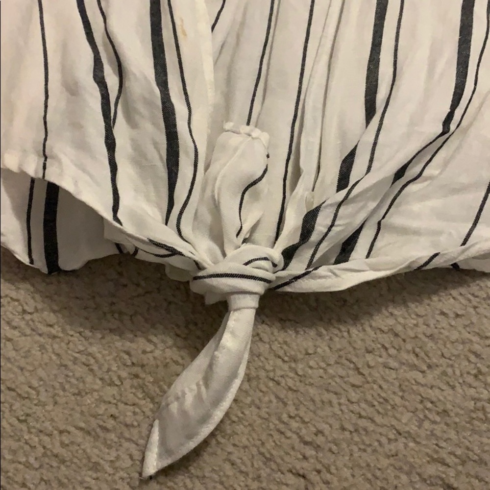 Striped button down! - Picture 3 of 4
